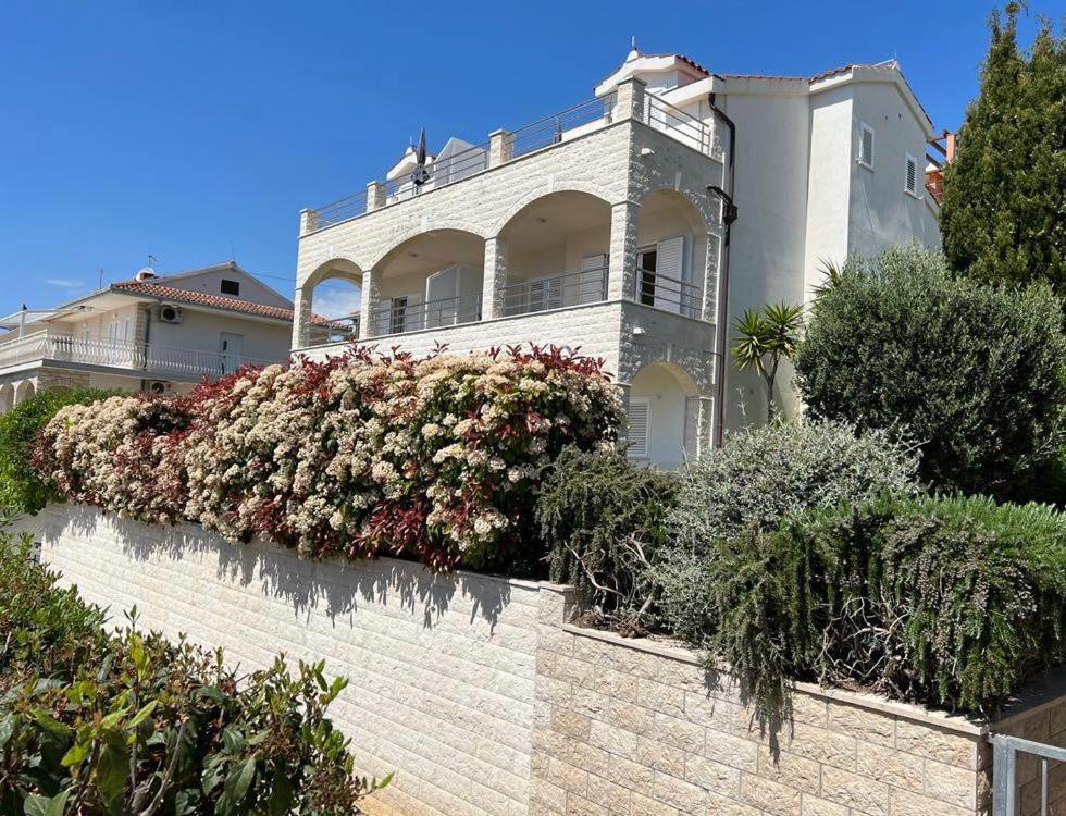 Villa Marta apartmani Traù Esterno foto